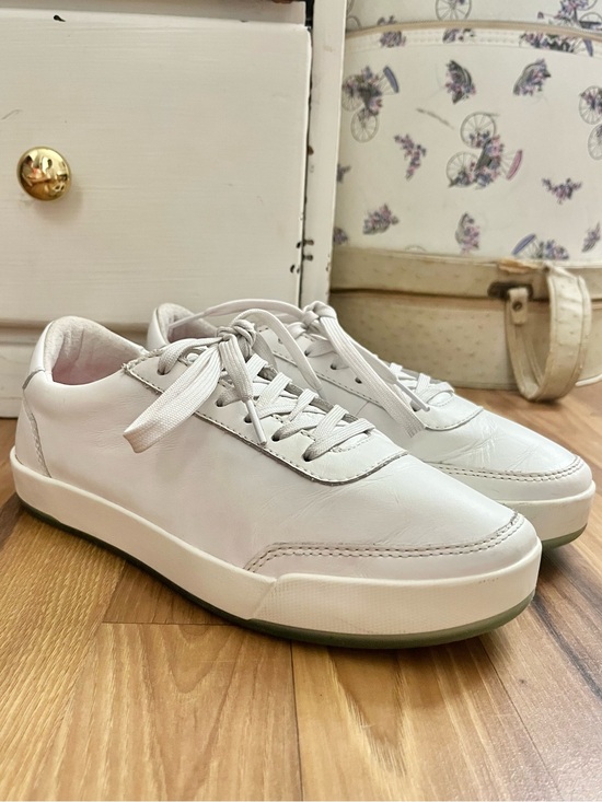Novella Shoes - Novella "The Preface" White Lace-Up Sneakers Edition 01 0036 Women's Size 6.5